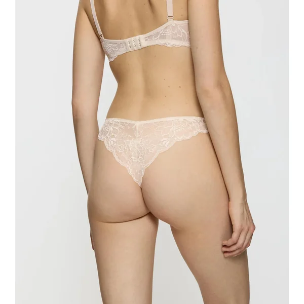 AMOURETTE CHARM Creamy Dream