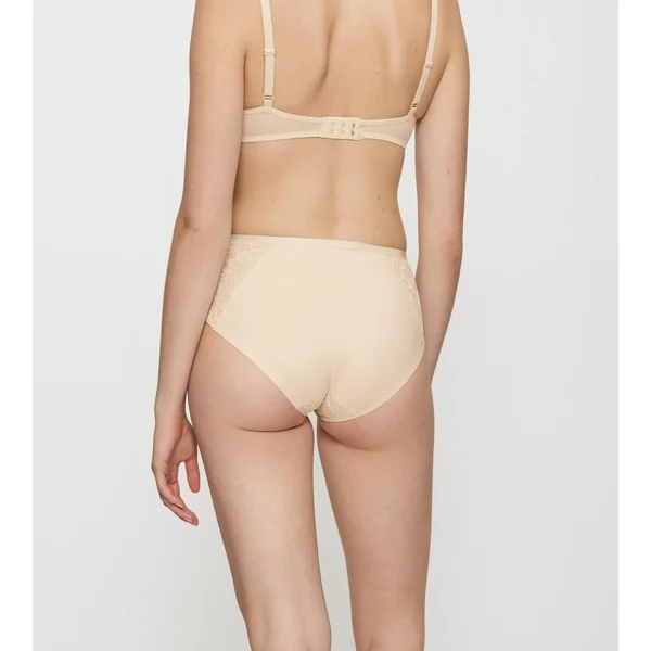AMOURETTE CHARM Creamy Dream