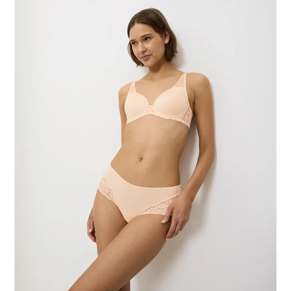 AMOURETTE SPOTLIGHT Orange Highlight