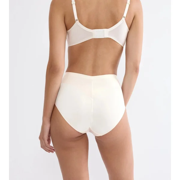 BMU ILLUSION CURVE Ecru White