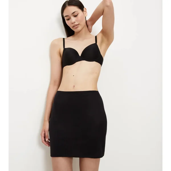 BODY MAKE-UP Black