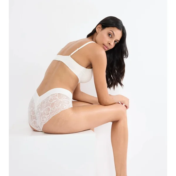 BODY MAKE-UP ILLUSION LACE Ecru White