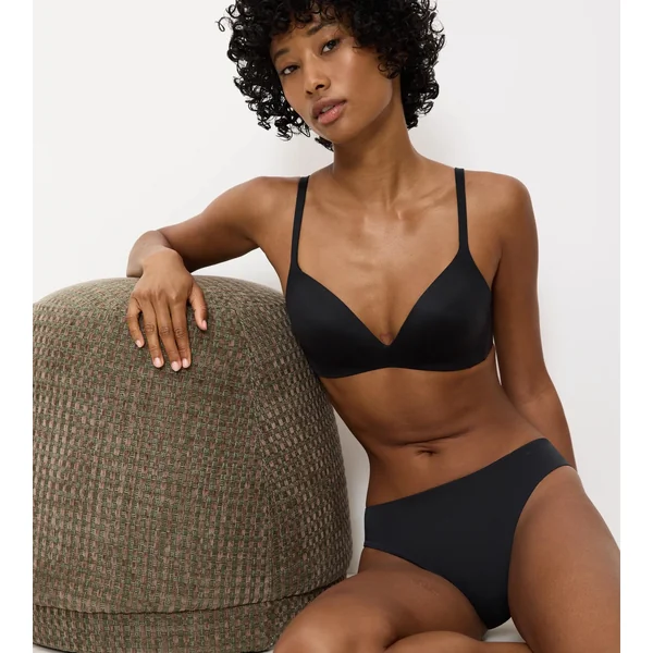 BODY MAKE-UP SOFT TOUCH Black