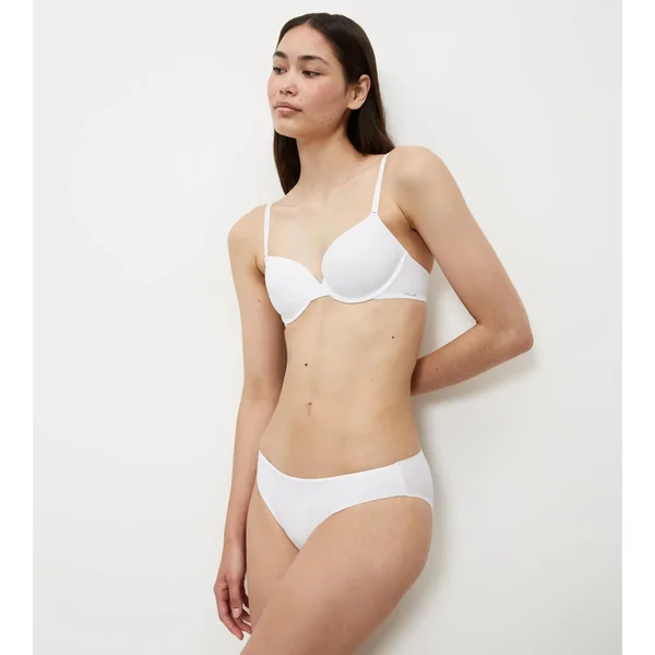 BODY MAKE-UP White