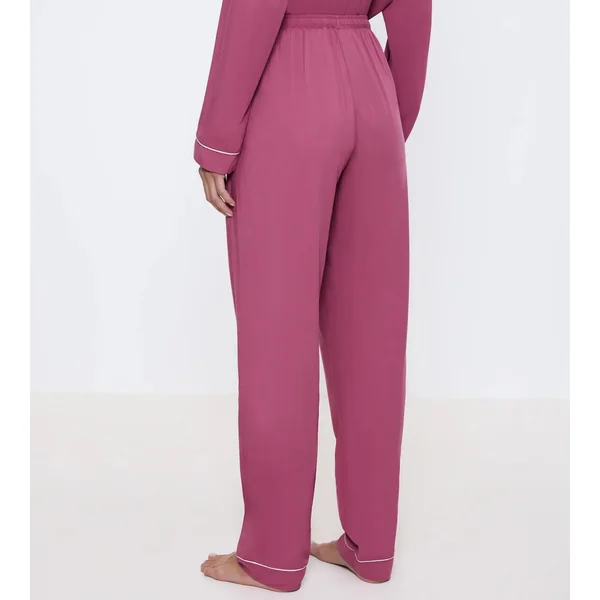 BOYFRIEND Smoky Pink