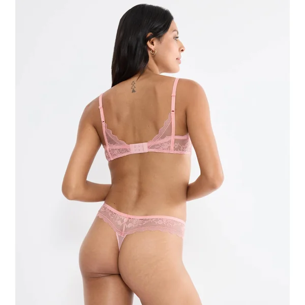 COMFORT ALLURE Strawberry Cream