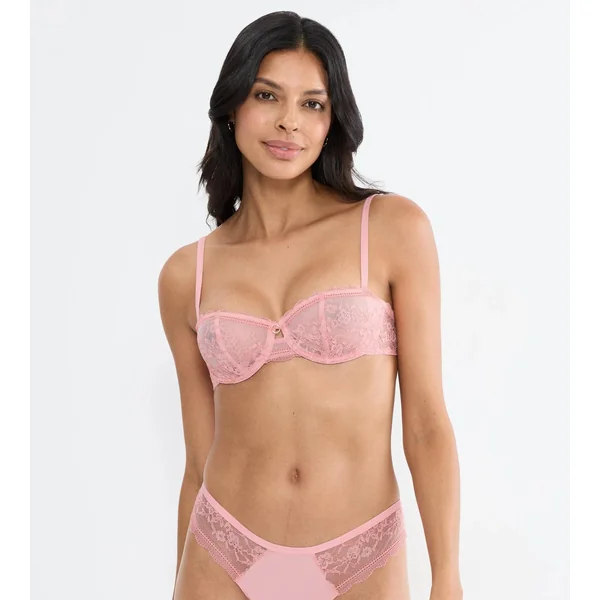 COMFORT ALLURE Strawberry Cream