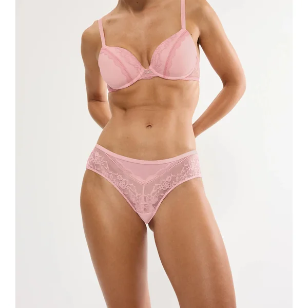 COMFORT ALLURE Strawberry Cream