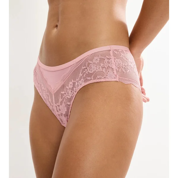 COMFORT ALLURE Strawberry Cream