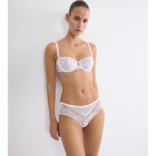 COMFORT ALLURE White
