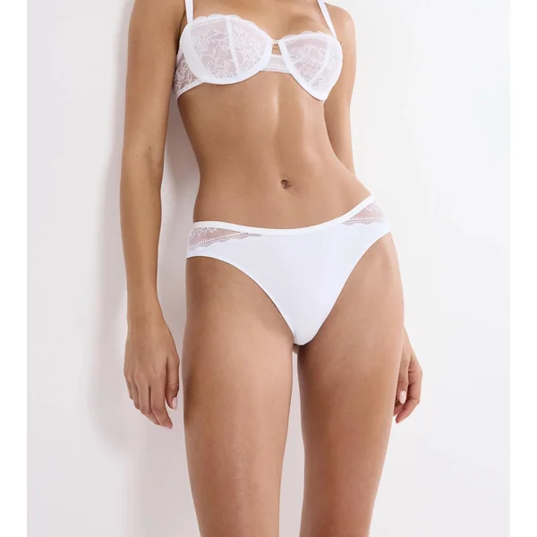 COMFORT ALLURE White