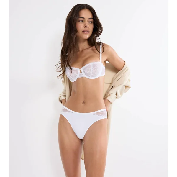 COMFORT ALLURE White