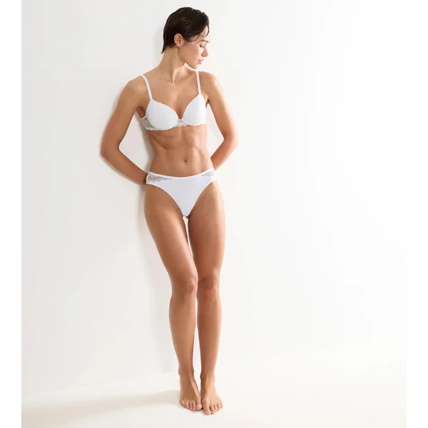 COMFORT ALLURE White