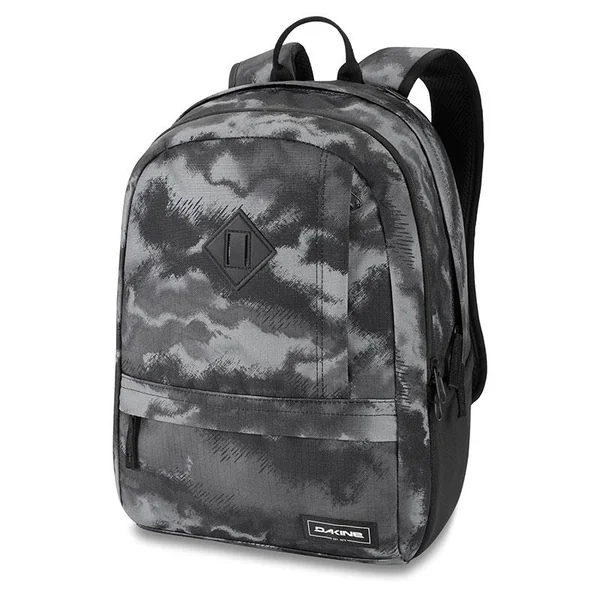Essentials Pack 22L