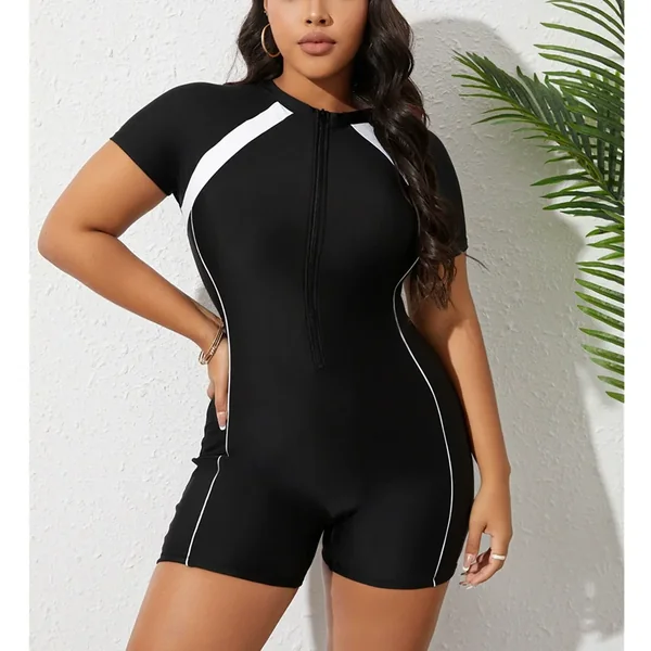 Maillot de bain noir avec une fermeture
