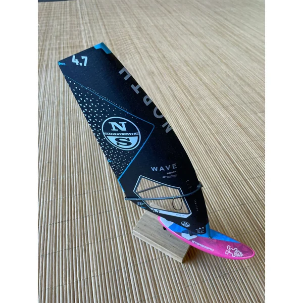 Miniature Windsurf/Planche à Voile NORTH Rose
