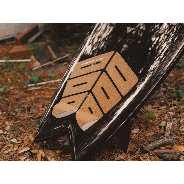 PAD ARRIERE SURF AUTOCOLLANT LIEGE RSPRO HEXATRACTION (Tail étroit)