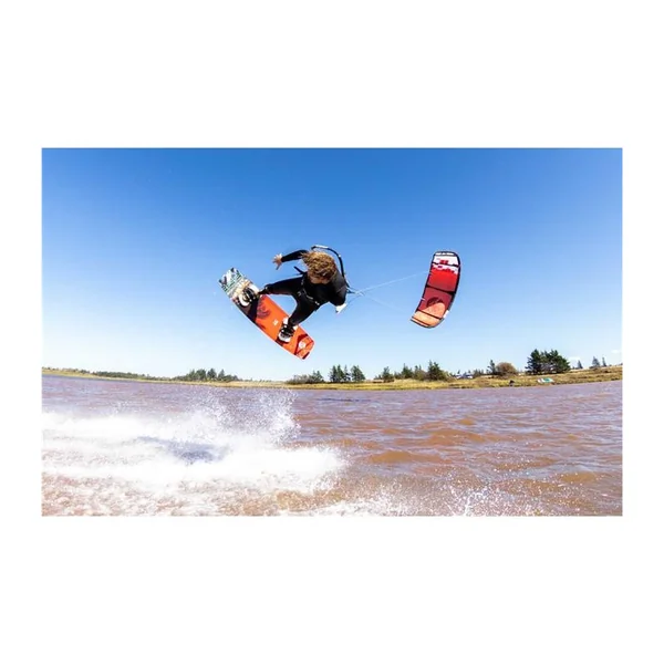 Planche twintip CABRINHA Ace Wood 2024 - Performance & polyvalence kitesurf