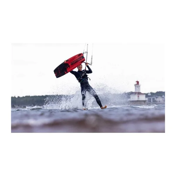 Planche twintip CABRINHA Ace Wood 2024 - Performance & polyvalence kitesurf