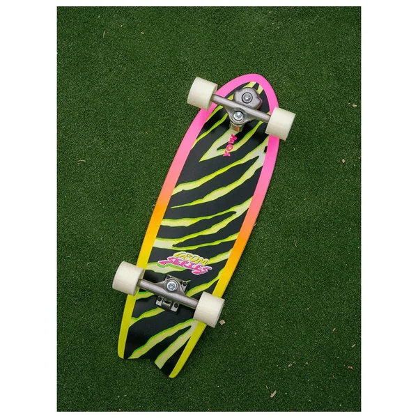 Surfskate Yow Huntington Grom Series