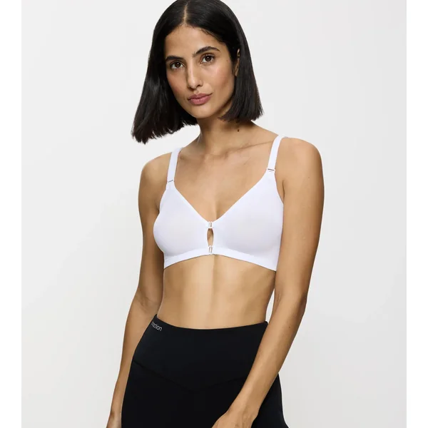 TRIACTION FITNESS White