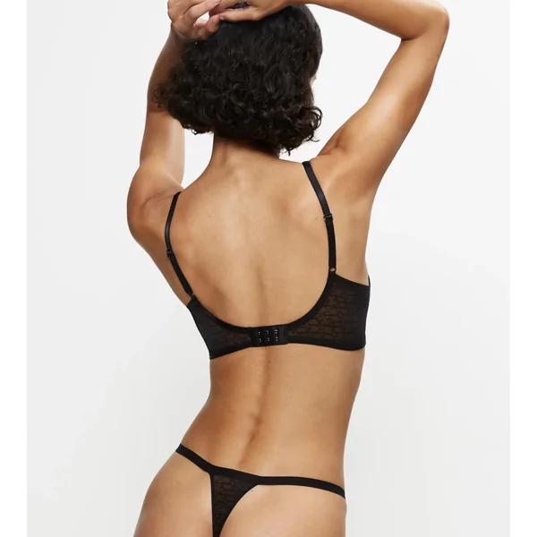 TRIUMPH SIGNATURE SHEER Black