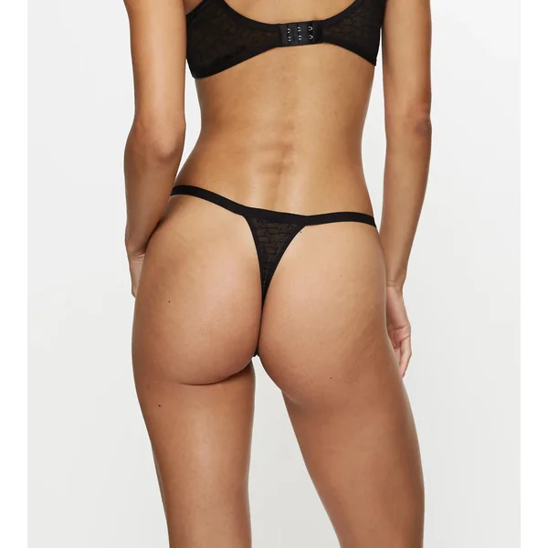 TRIUMPH SIGNATURE SHEER Black