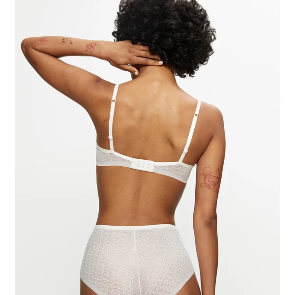 TRIUMPH SIGNATURE SHEER Ecru White